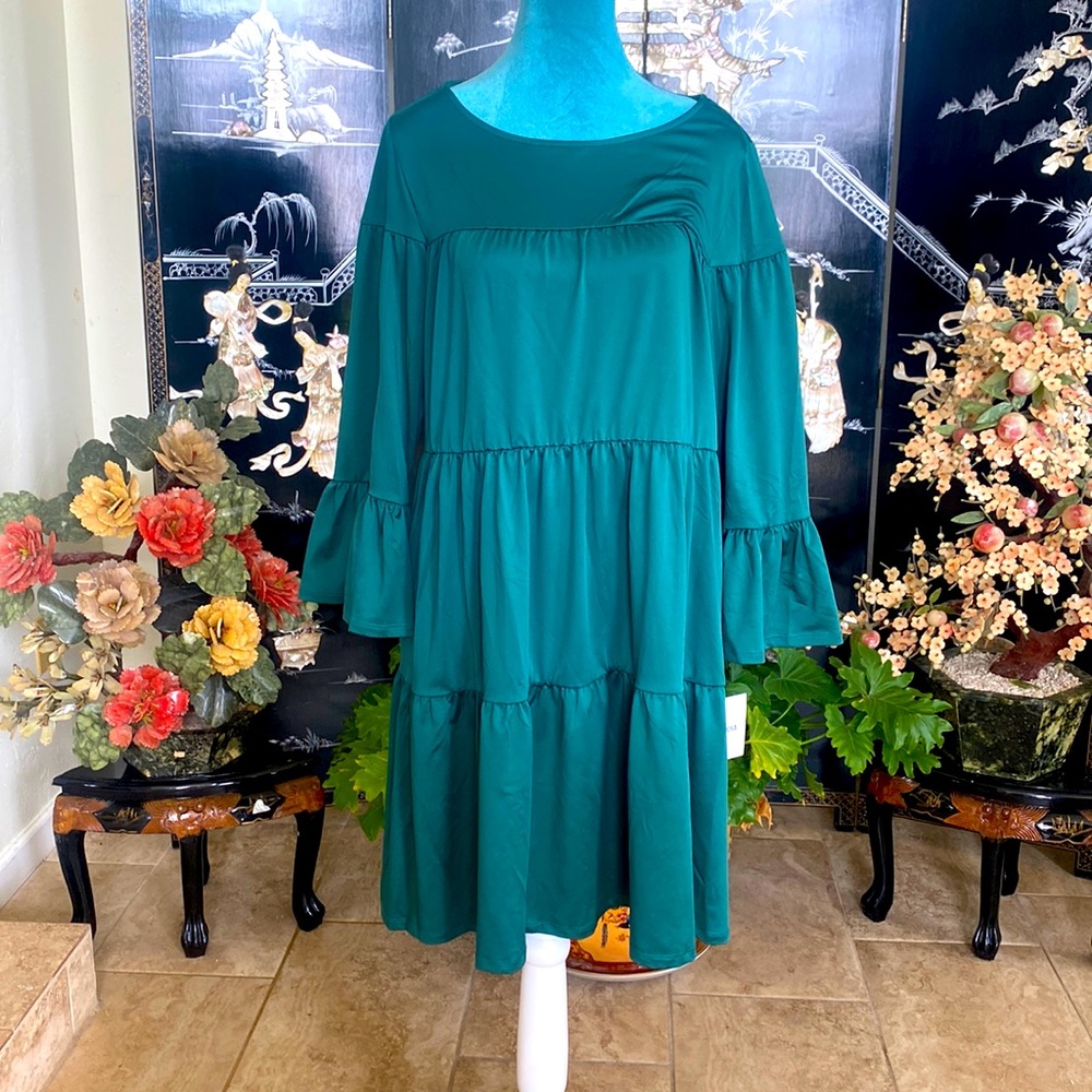 ❤️ #23. Agnes & Dora Holiday Dress Size Small